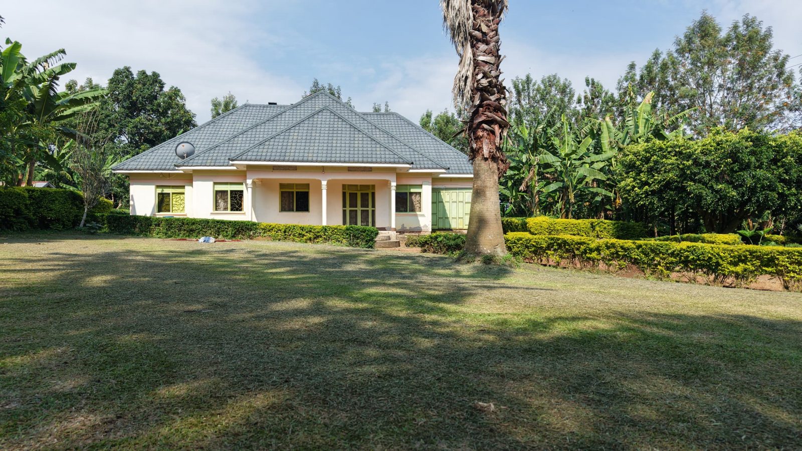 Residential House on Sale in Fort portal Tourism City
