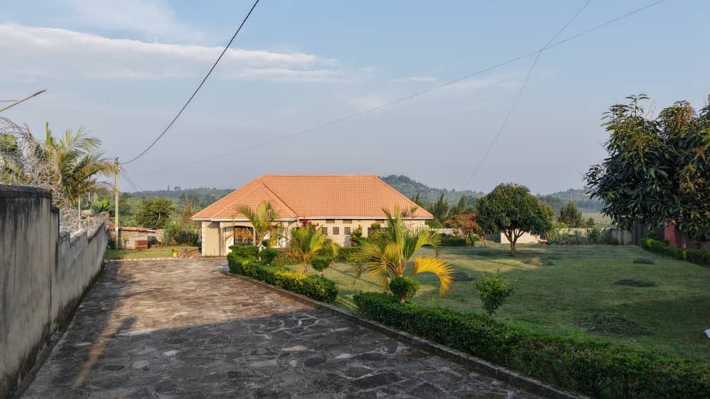 "EXCLUSIVE PROPERTY IN BOMA, FORT PORTAL TOURISM CITY!
